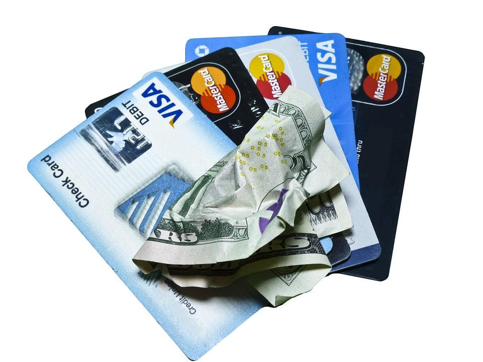 Debt Never Ends by Paying Only Minimum Due on Credit Cards